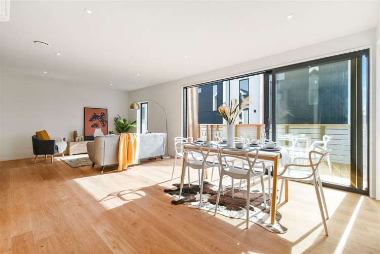 2/2 Manning Street Hamilton Central_7