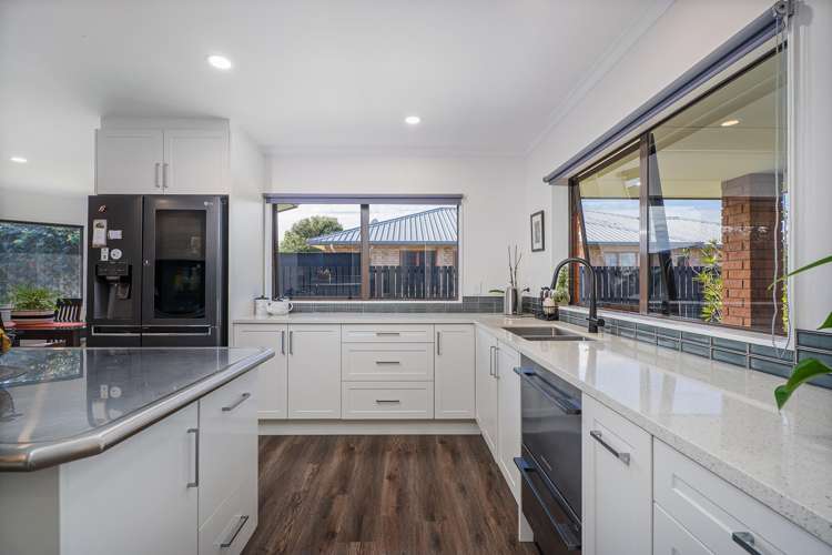 51 Cholmondeley Crescent Whitianga_16