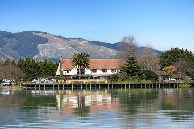 Boutique waterfront hotel investment in Nelson
