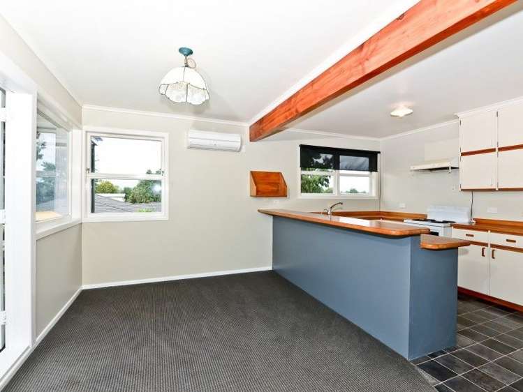 14 Joanna Place Deanwell_35