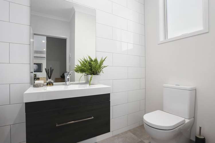 3 Sanremo Lane Stanmore Bay_12