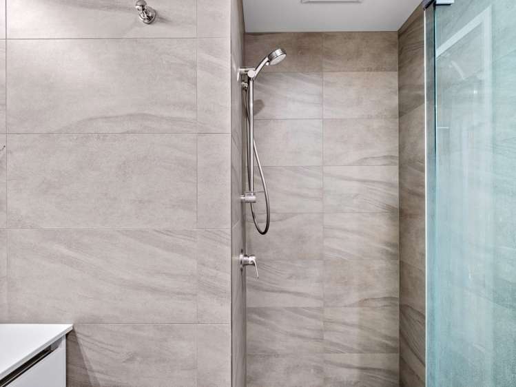 28/6 George Bullen Lane Arthurs Point_11