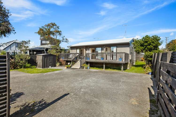 2/68 Routley Drive_0