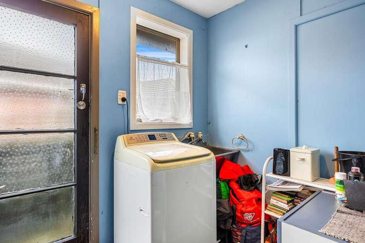 121 Cuthberts Road Aranui_12