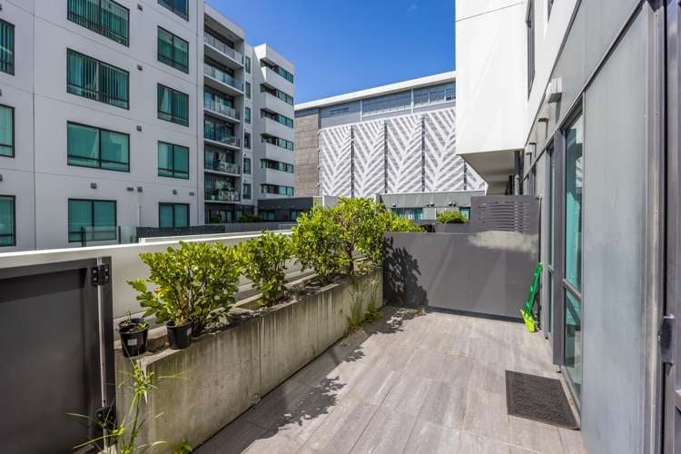 127/4 Dockside Lane Auckland Central_12