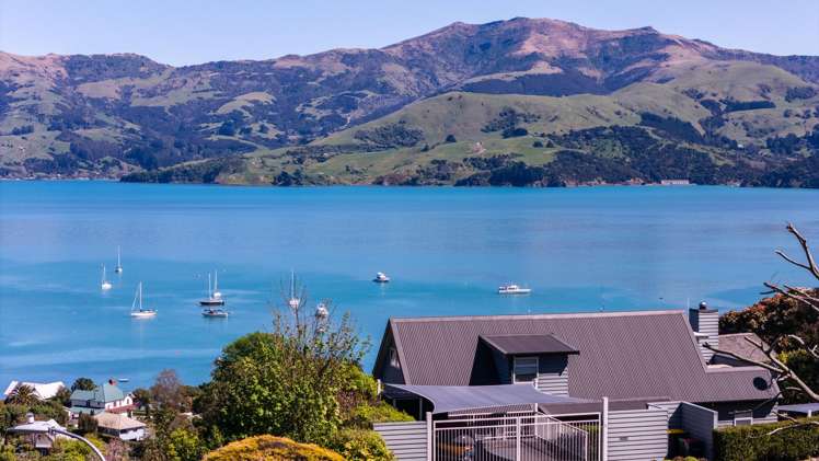29 Settlers Hill Akaroa_0