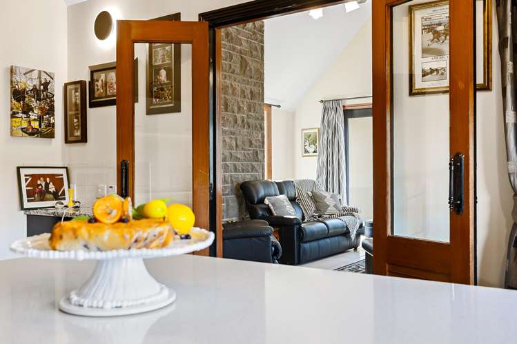 131 Mount Thomas Road Fernside_5