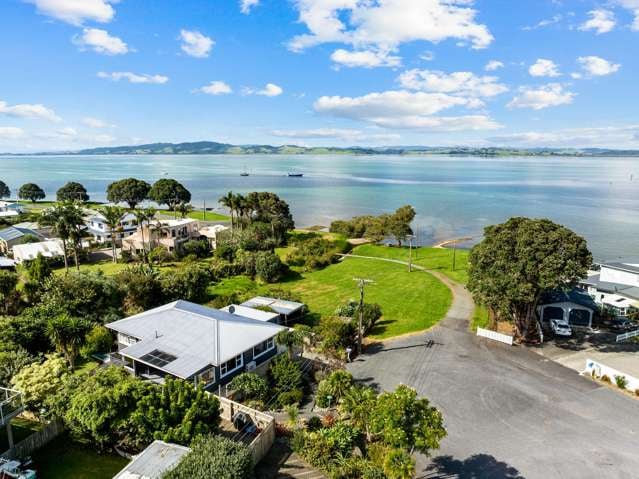 Charming Seaside Home with its own Mooring!