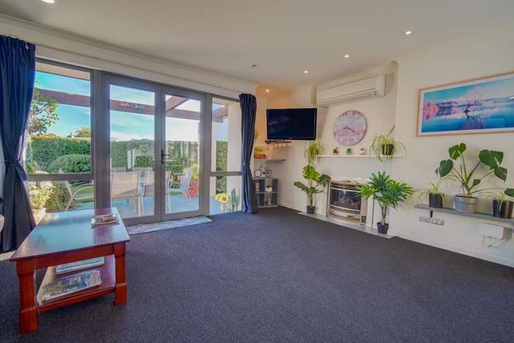 9 Meadowbrook Place_5
