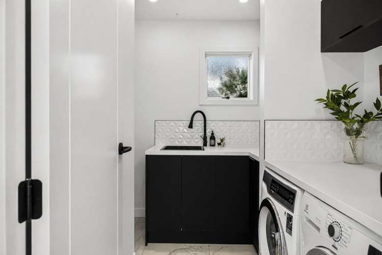 6 Blacks Road Greenhithe_26