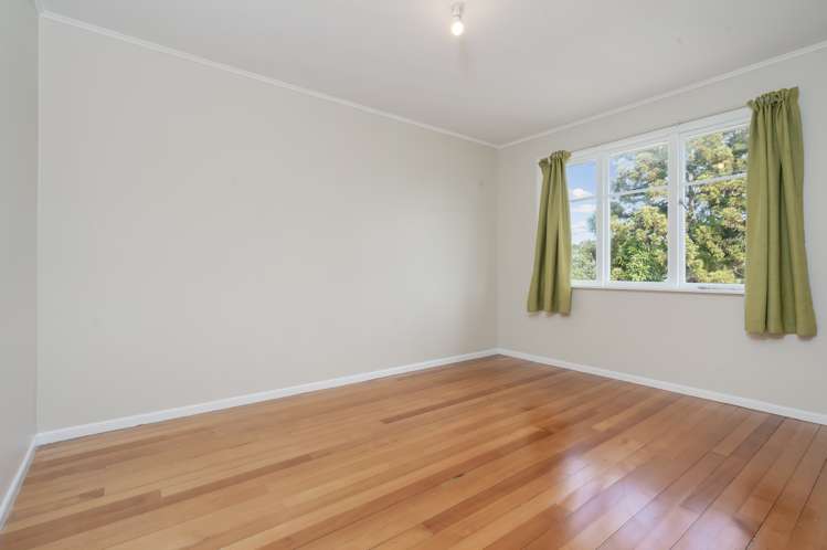 6 Glen Marine Parade Glendene_16