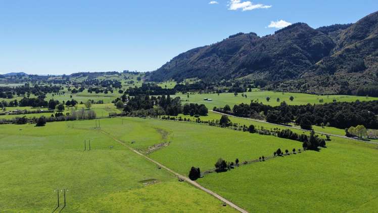 574 East Takaka Road East Takaka_6