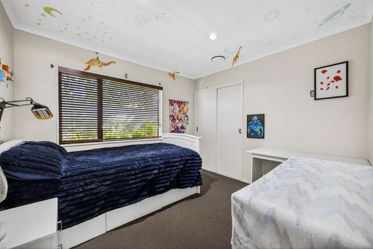 20B Puketitiro Street Glen Eden_11