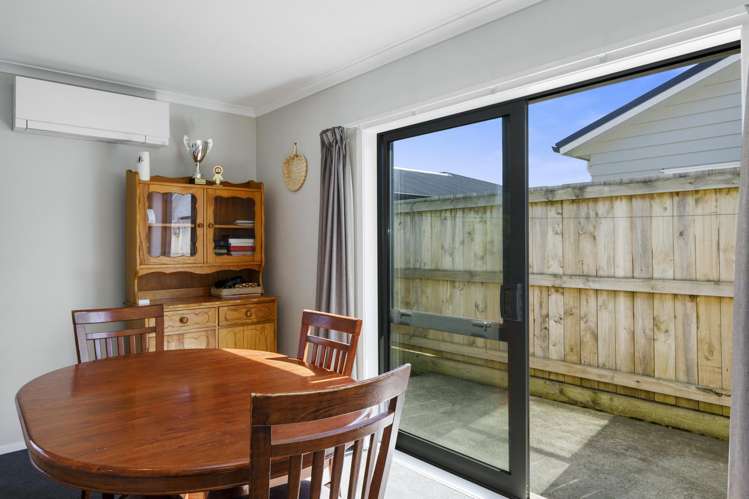 18 Grovedale Square Wainuiomata_6