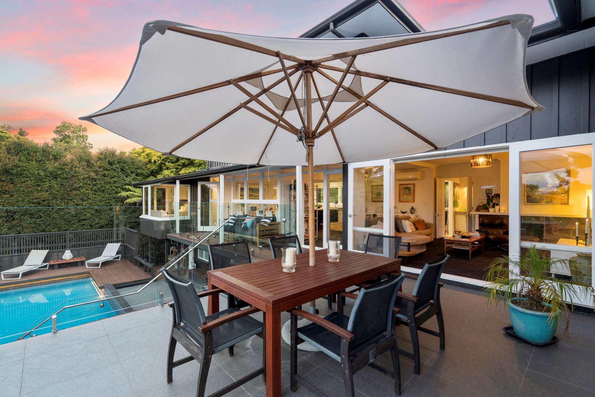48 Rutherford Terrace in Meadowbank, Auckland