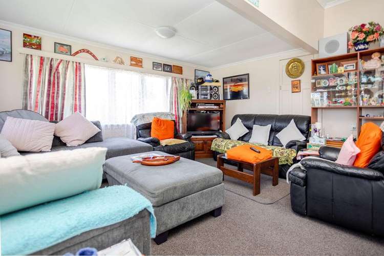 276 High Street Dannevirke_8