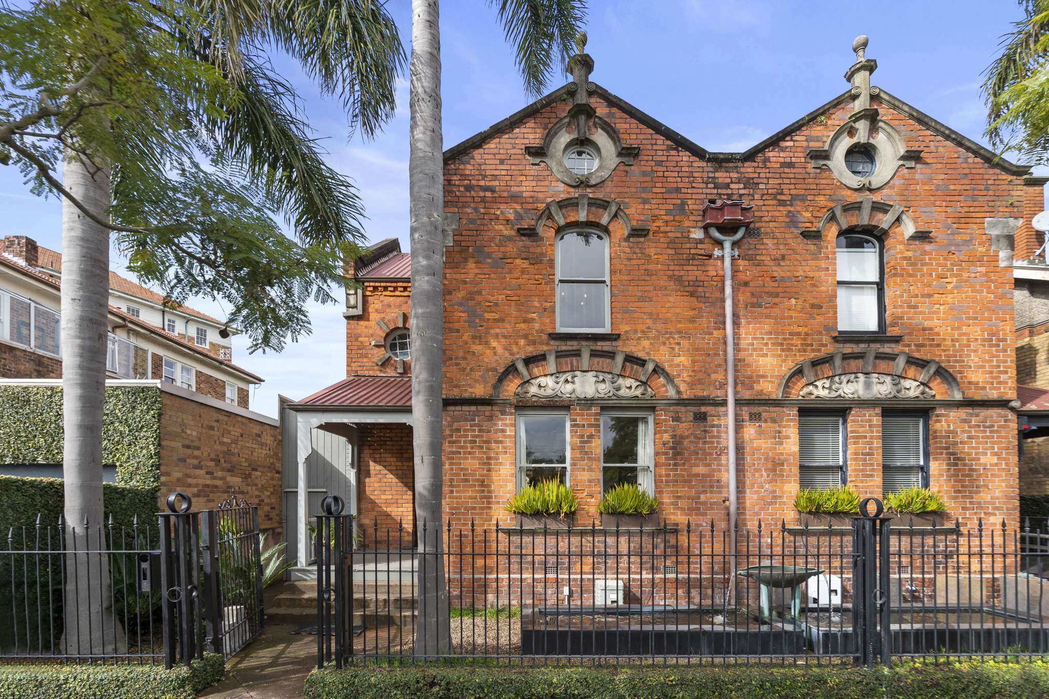 Derelict no more: Iconic Parnell terrace for sale for first time in 32 years