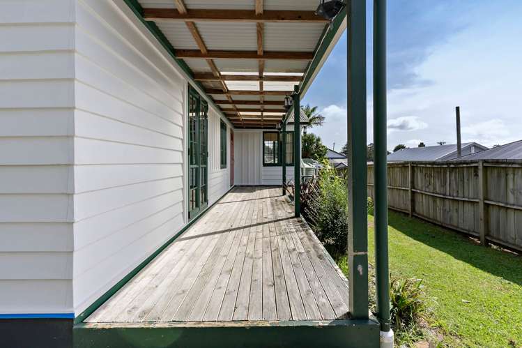 11 Buchanan Road Kingseat_23