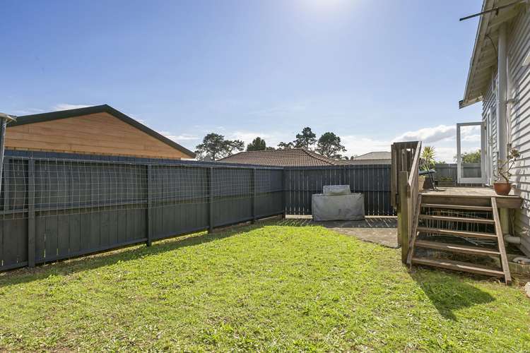 43 Titirangi Road New Lynn_12