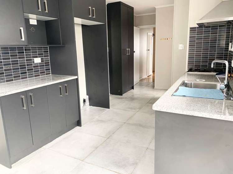 22 Thompson Terrace Manurewa_4