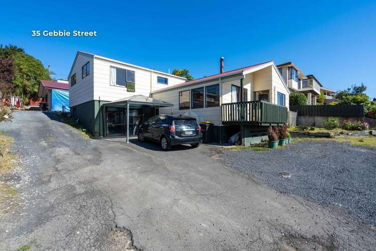 35 & 35A Gebbie Street Kinmont Park_16
