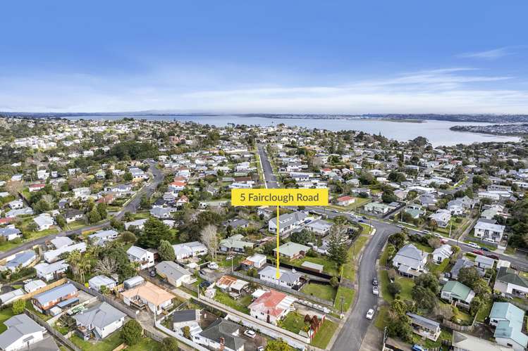 5 Fairclough Road Beach Haven_17