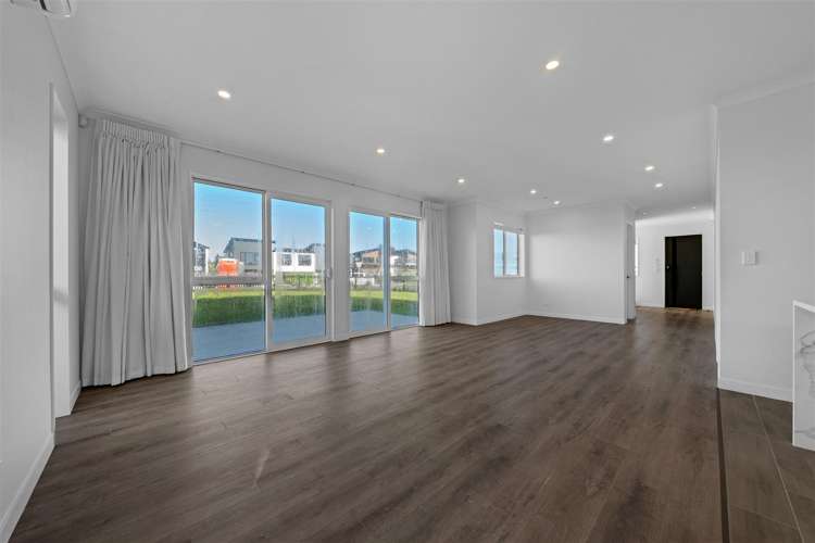2 Longview Oak Lane Papakura_14