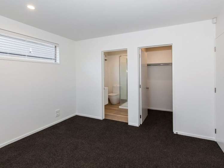 83 Saint Martins Road Saint Martins_6