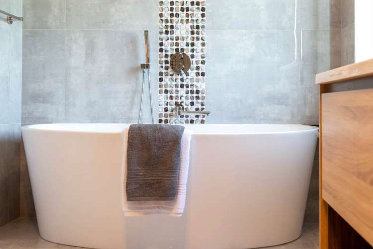 20d Coronation Street Belmont_26