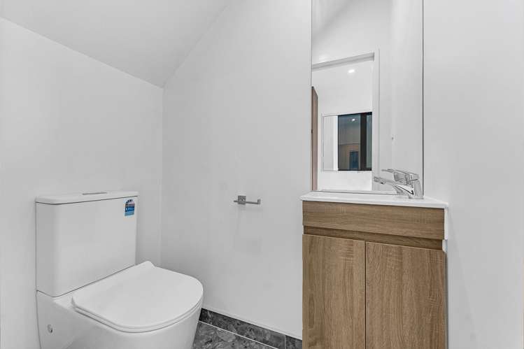 1 Inviting Oasis Mangere_22
