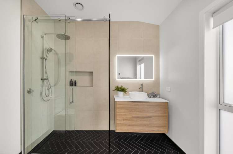 182 Main Street Greytown_11