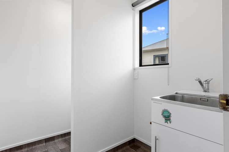 2/23 Austin Street Sydenham_10