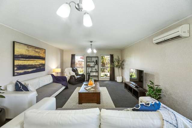 All you could ask for! 9a Owen Place, Springlands