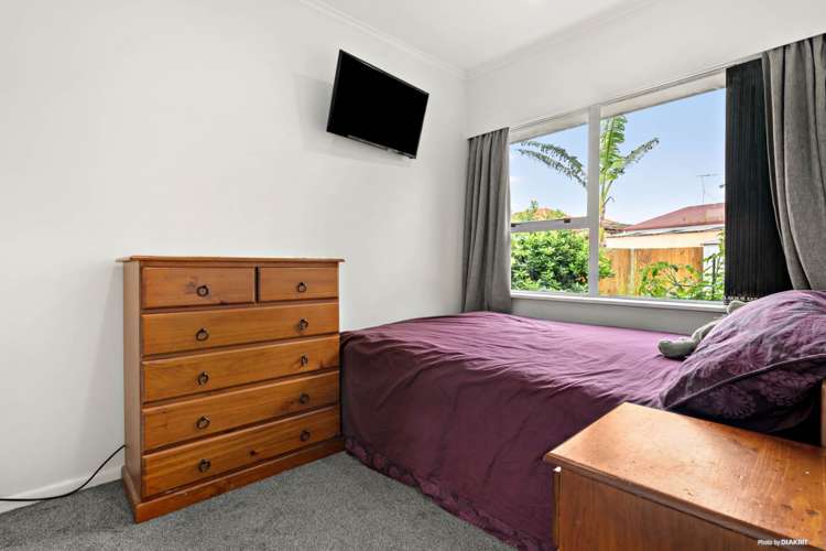 2/33 Landscape Road Papatoetoe_6
