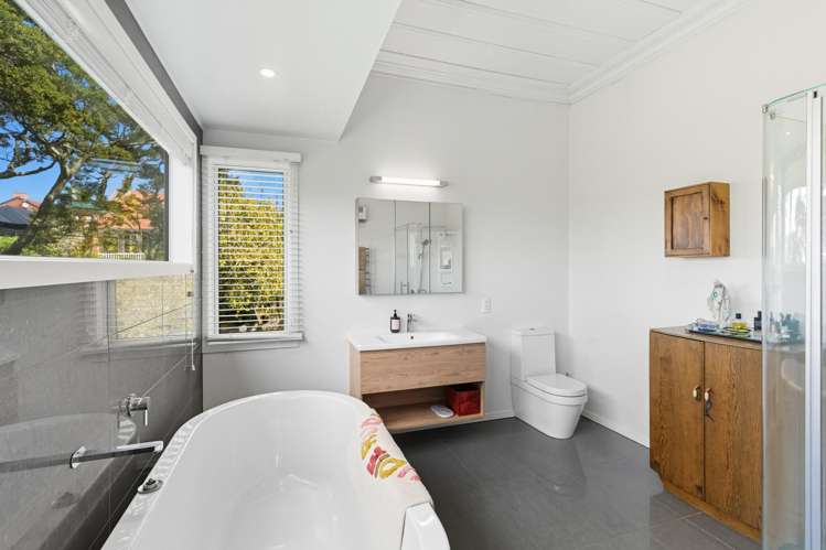 7 Strathmore Crescent Roslyn_18