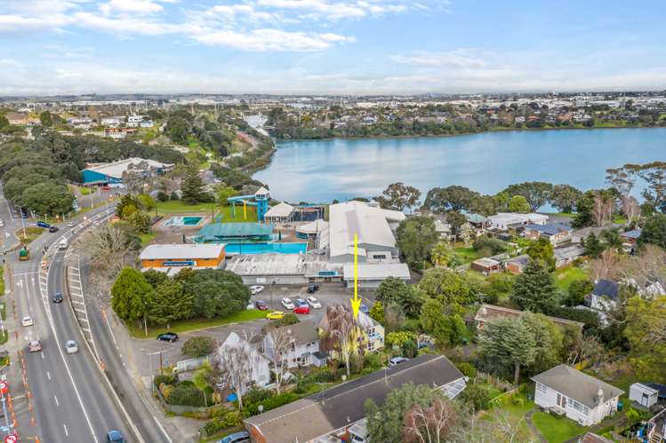 3/27 Lagoon Drive Panmure_11