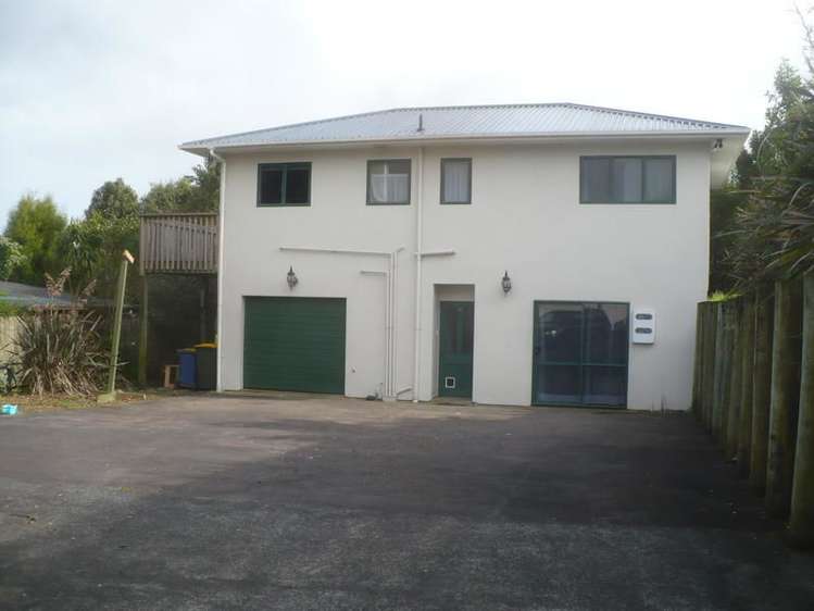61 Vodanovich Road Te Atatu South_14