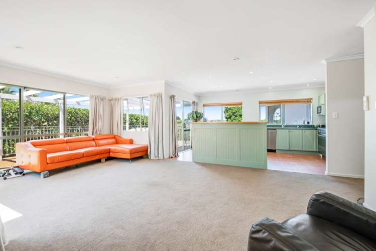 25 Admiralty Rise Gulf Harbour_8