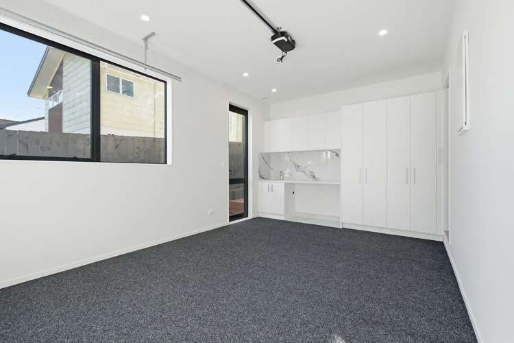 54 Athena Drive Totara Vale_10