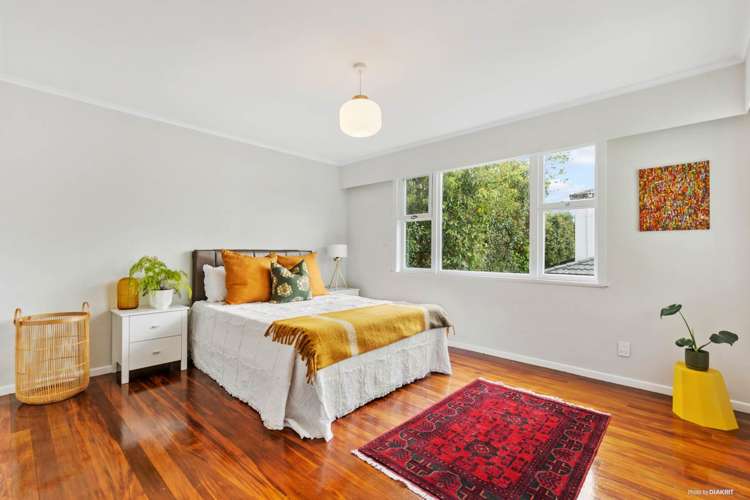 1/18 Bond Crescent Forrest Hill_9