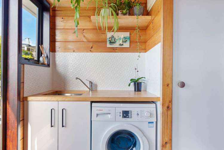 21b Rishworth Avenue Stanmore Bay_10