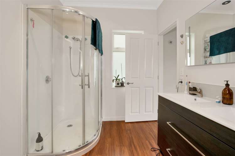 562 No 10 Road Swannanoa_26