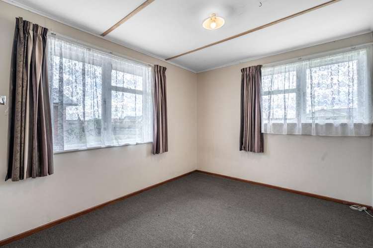 17 Sword Street Gore_9