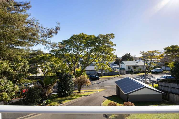 17 Huia Avenue_2