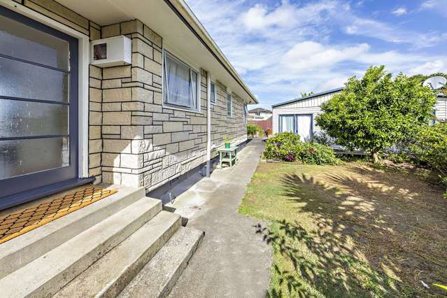 55 Staverton Crescent Mangere_2