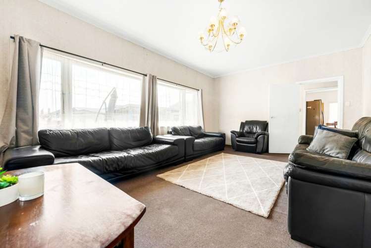 3 Fulton Crescent Otara_5