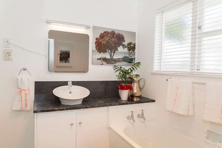 10 Ranfurly Street Dannevirke_12