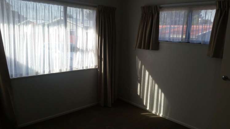 12a Solway Crescent Solway_12