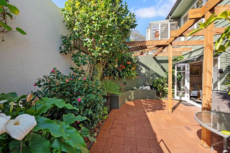 84a Victoria Road Devonport_20