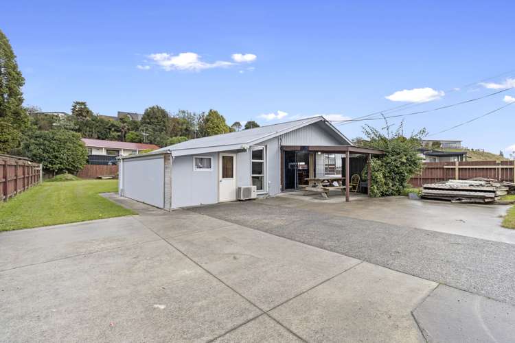 213 Whatawhata Road Dinsdale_13